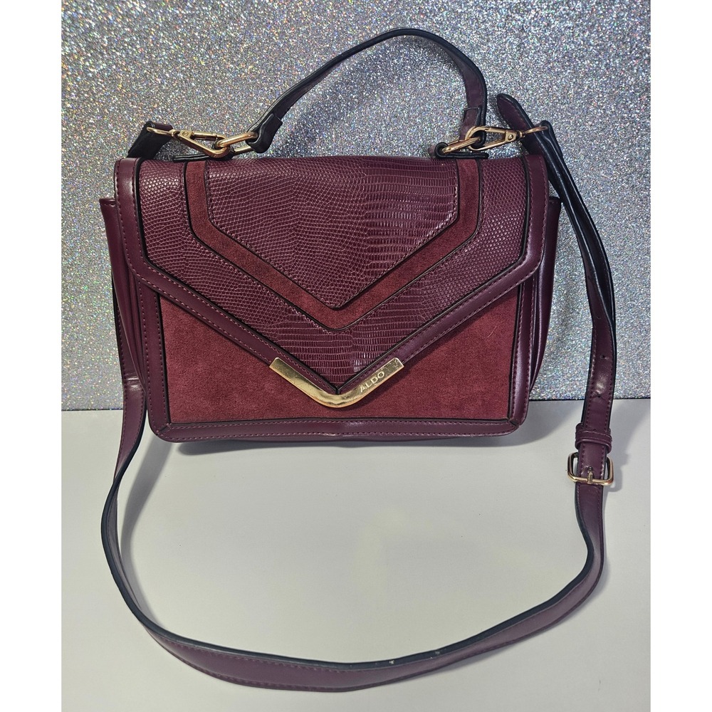 ALDO Burgundy Maroon Faux Snake Leather Gold Accent Crossbody Bag‎ Handles Strap